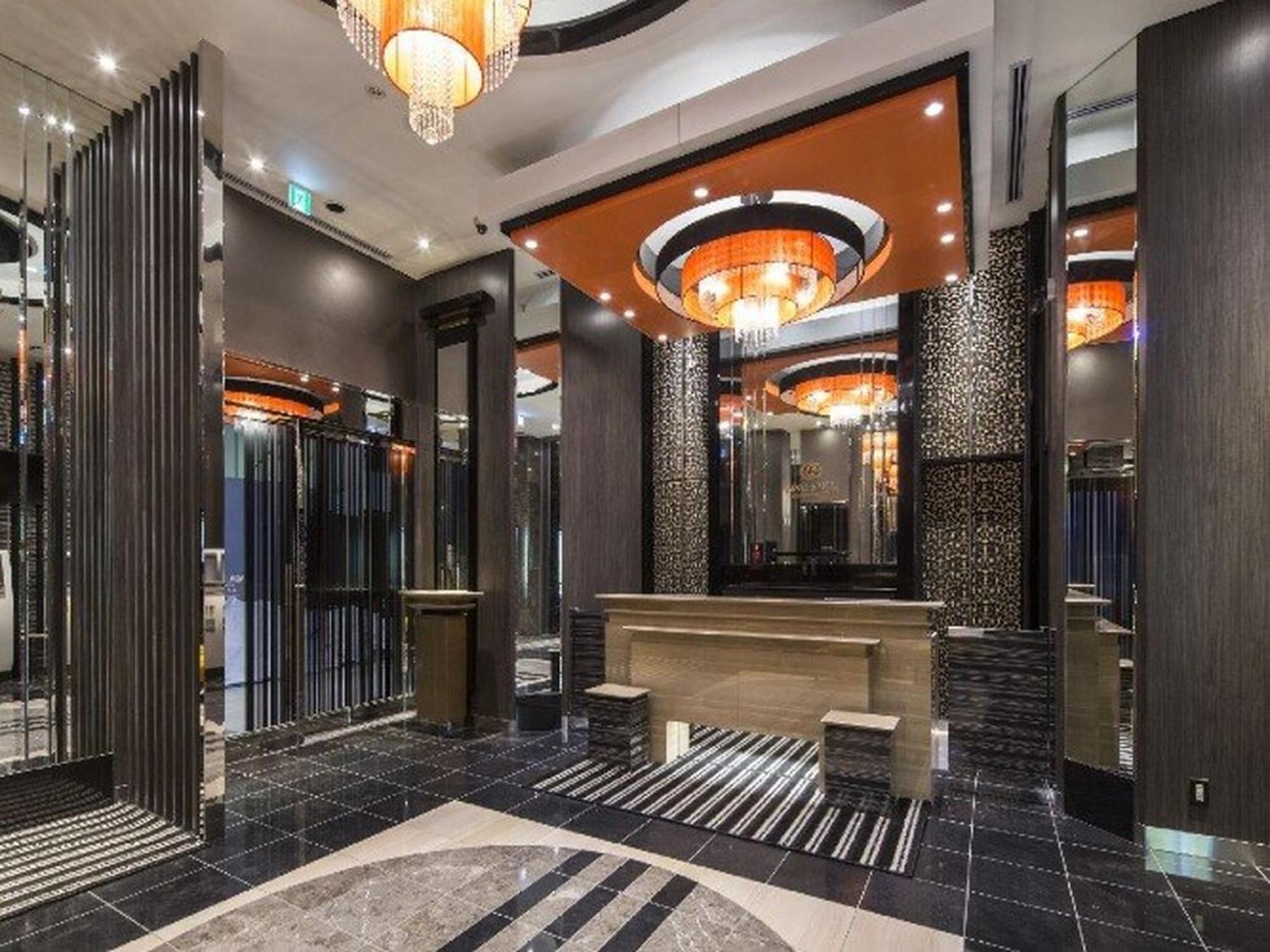 Apa Hotel Higashi Shinjuku Kabukicho Токио Экстерьер фото